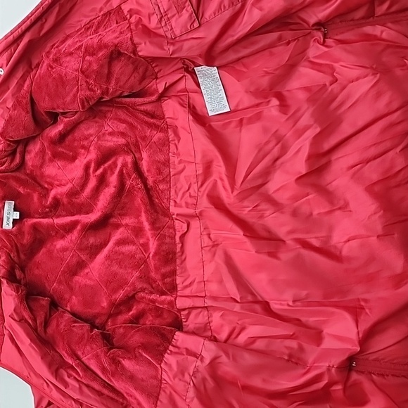 Jones & Co. Women's Red Quilted Puffer Down Hooded Winter Faux Fur Jacket Size M - Picture 9 of 16